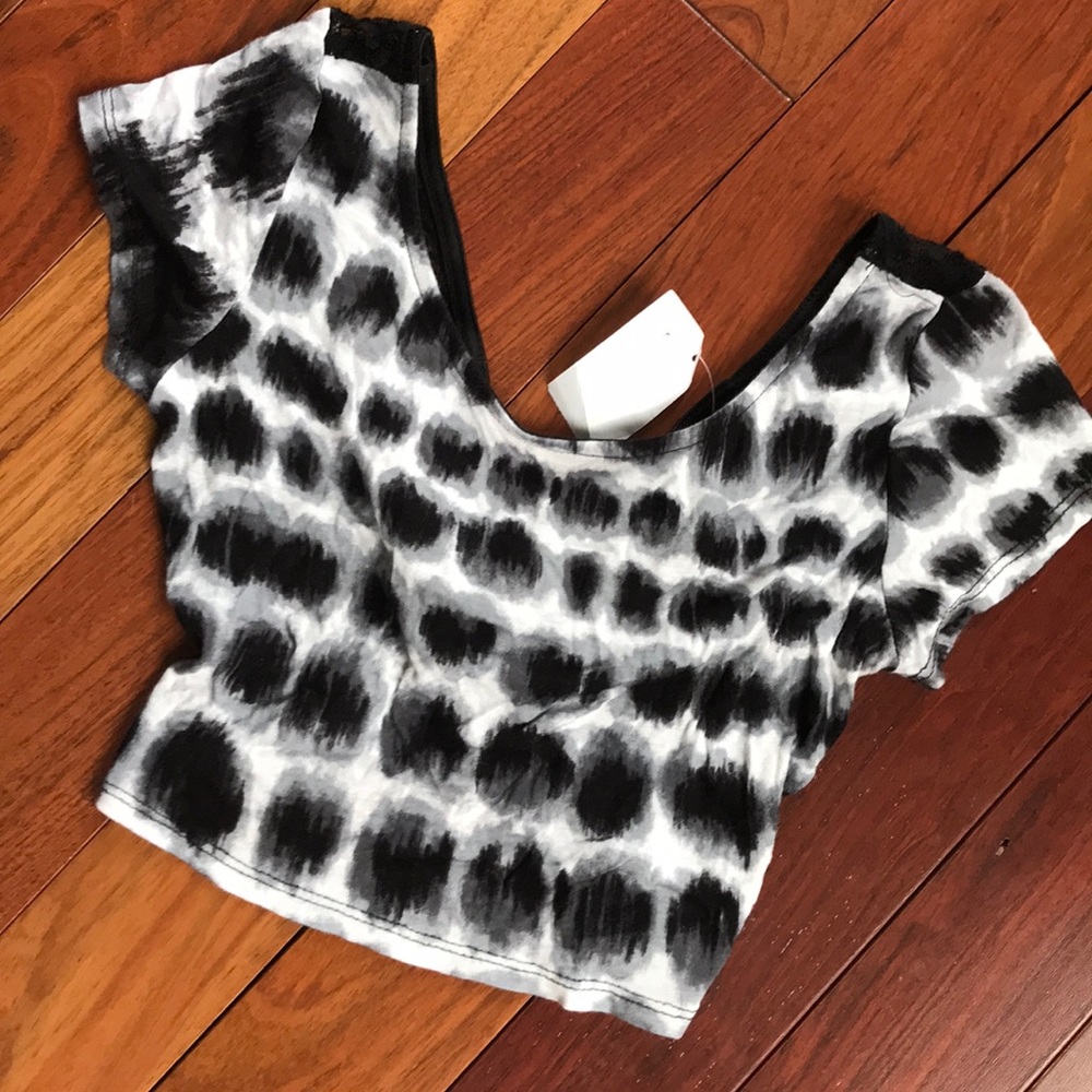 New with tags cropped top